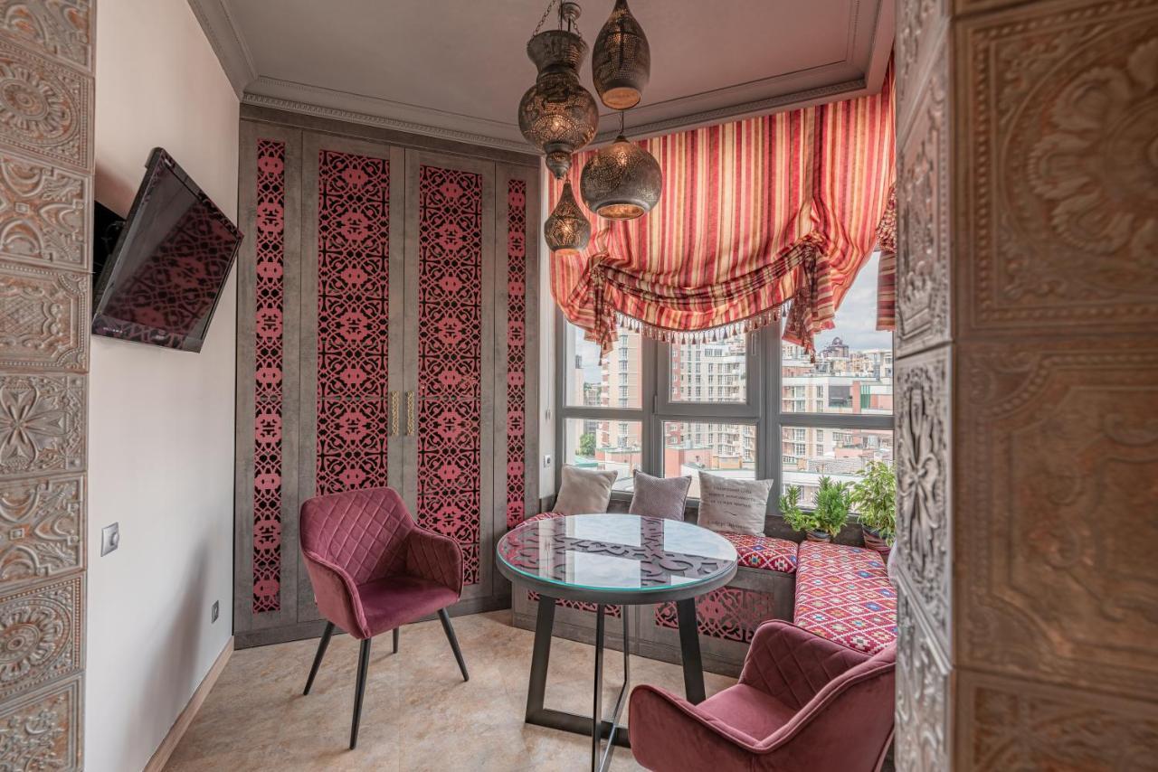 Eco Apartments In French Quarter Kiev Extérieur photo