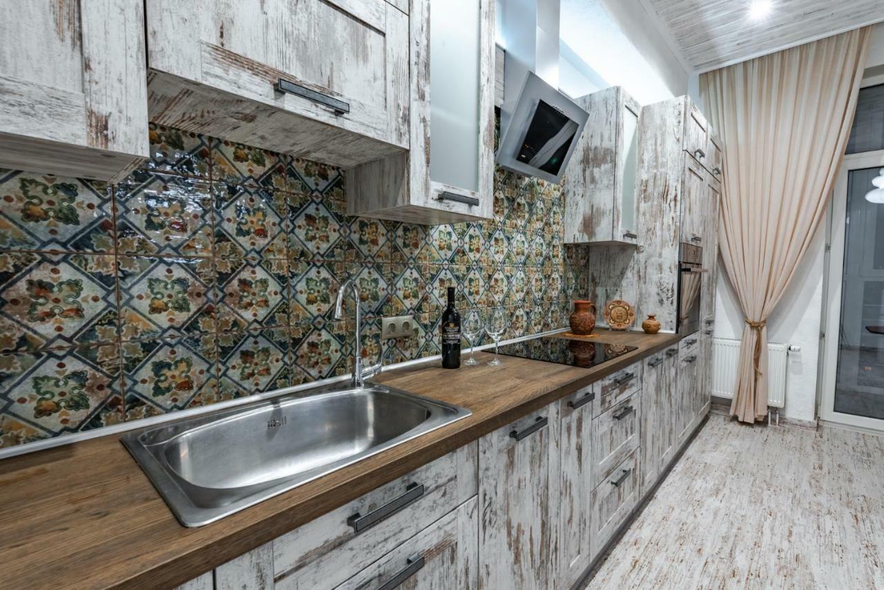Eco Apartments In French Quarter Kiev Extérieur photo